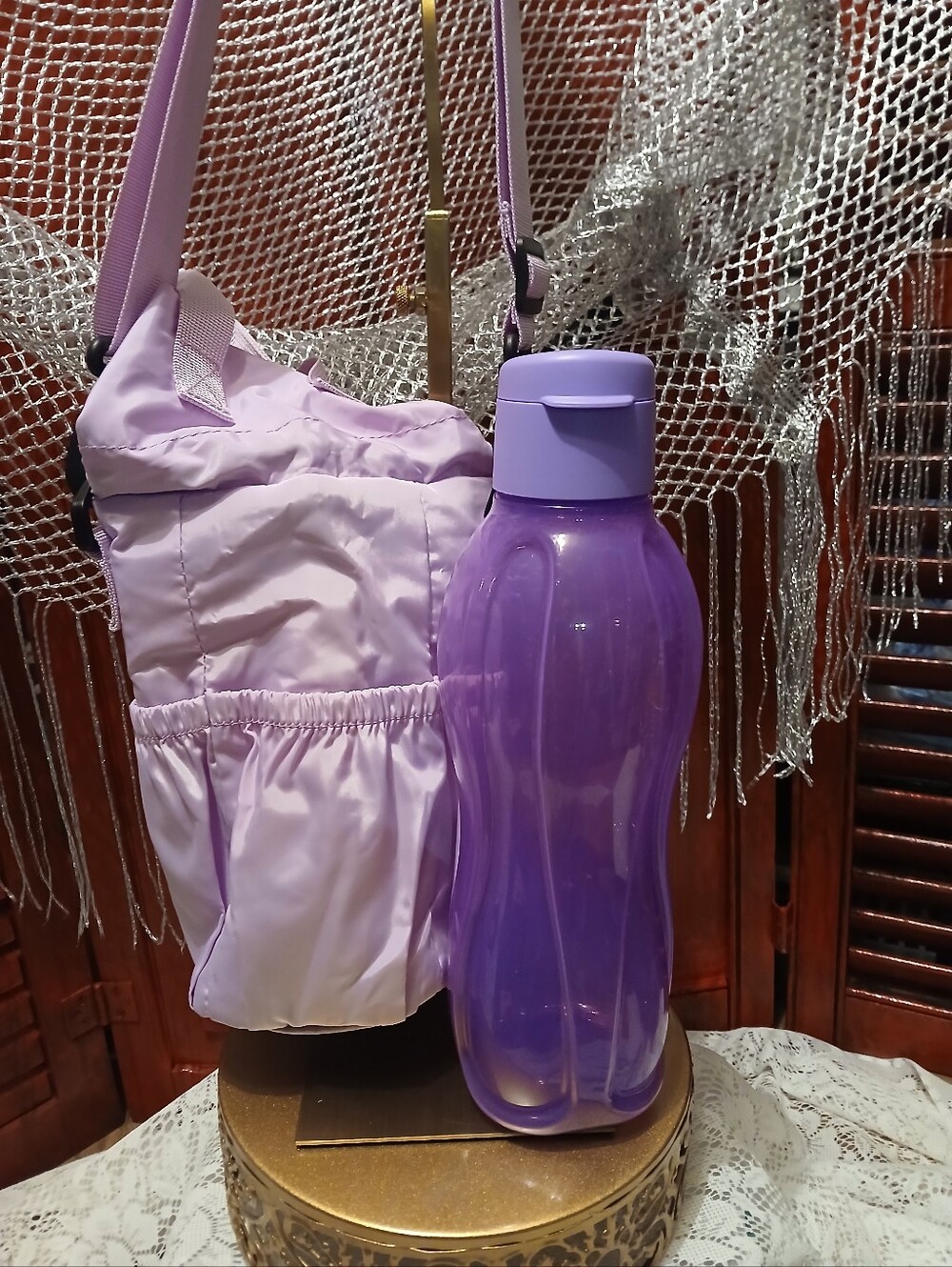 Nylon Insulated Crossbody Tumbler Bag With  Tupperware Waterbottle.